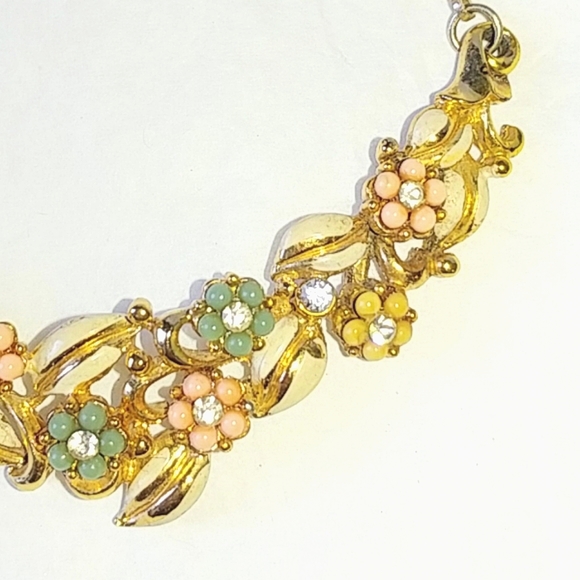 CORO PASTEL FLOWERS CHOKER NECKLACE - VINTAGE FLORAL MCM - Picture 3 of 8